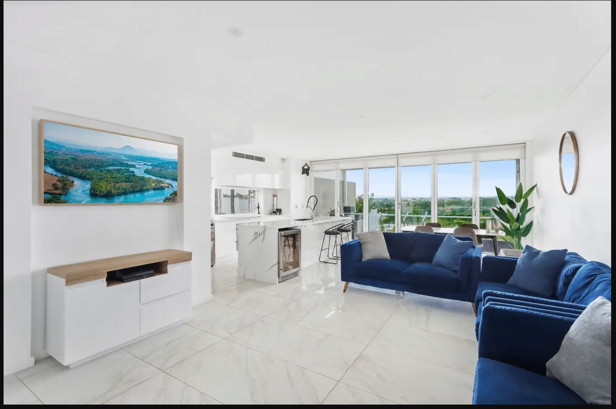 Sylvania, Kitchen Dining